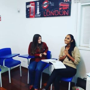 Foto de Alunas em sala de Aula - Instituto Serena