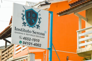 Instituto Serena - Escola de Idiomas e Reforço Escolar